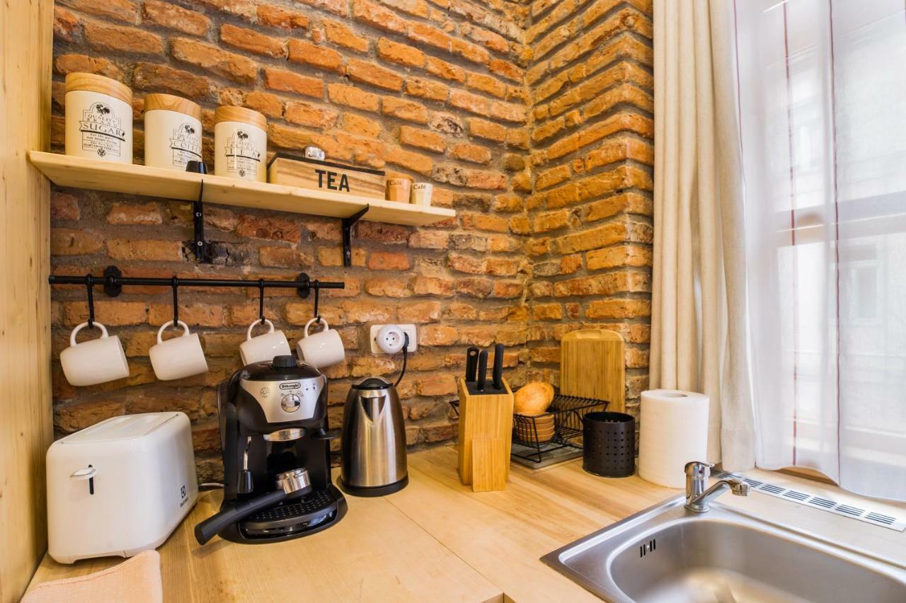 Deer Apartment Брашов Екстериор снимка